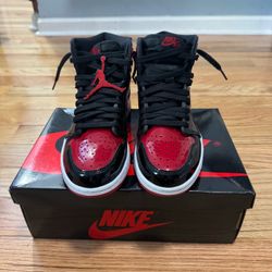 Air Jordan 1 High Patent Bred
