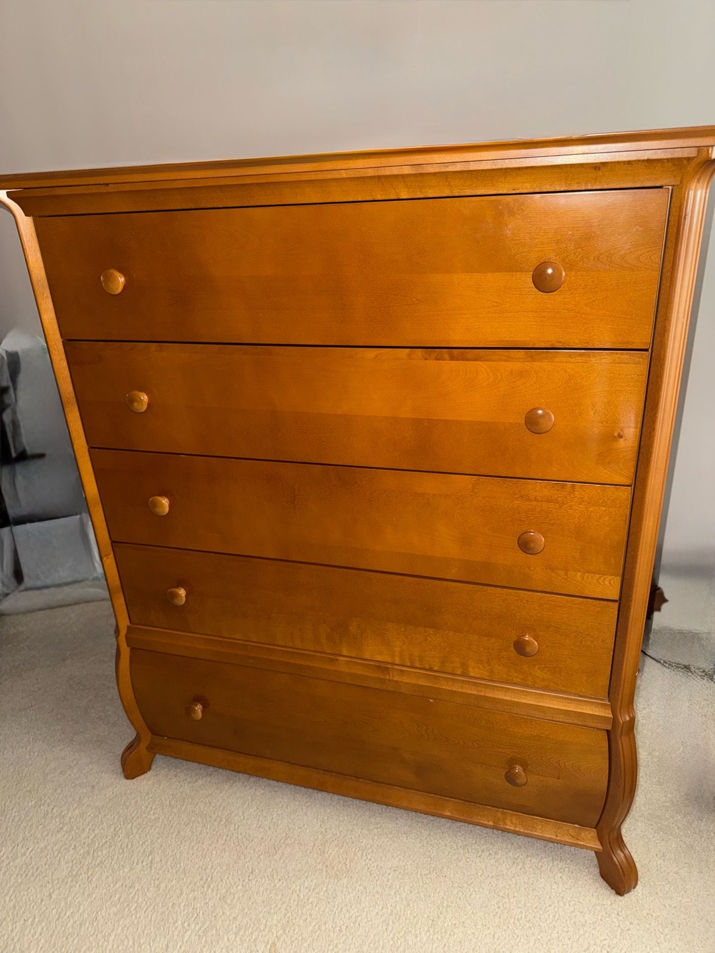 Wood Dresser