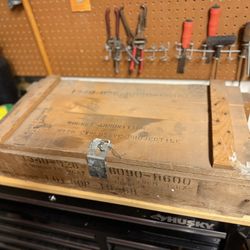 Us Military Anti-Tank Heat Seeking  explosive crate