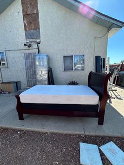 Twin bed