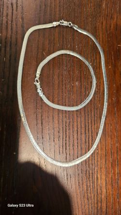 New**925 Sterling Silver Necklace & Bracelet Set