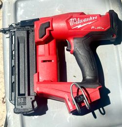 Milwaukee 18-Gauge Brad Nailer