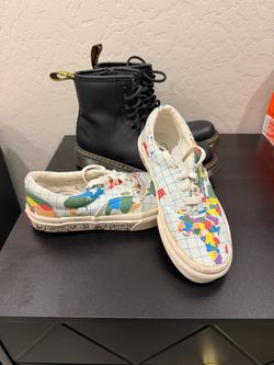 Vans World-map shoes kids size 1