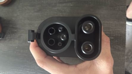 CCS 2 NACSEV Charging Adapter