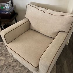 36” Reeves Swivel Accent Chair by Nate Berkus + Jeremiah Brent – Excellent Condition, Rarely Used!