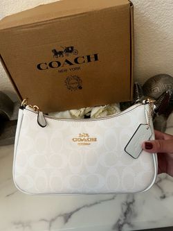 White coach bag for women