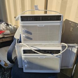 2 Toshiba Ac