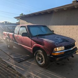 2000 Chevrolet S-10