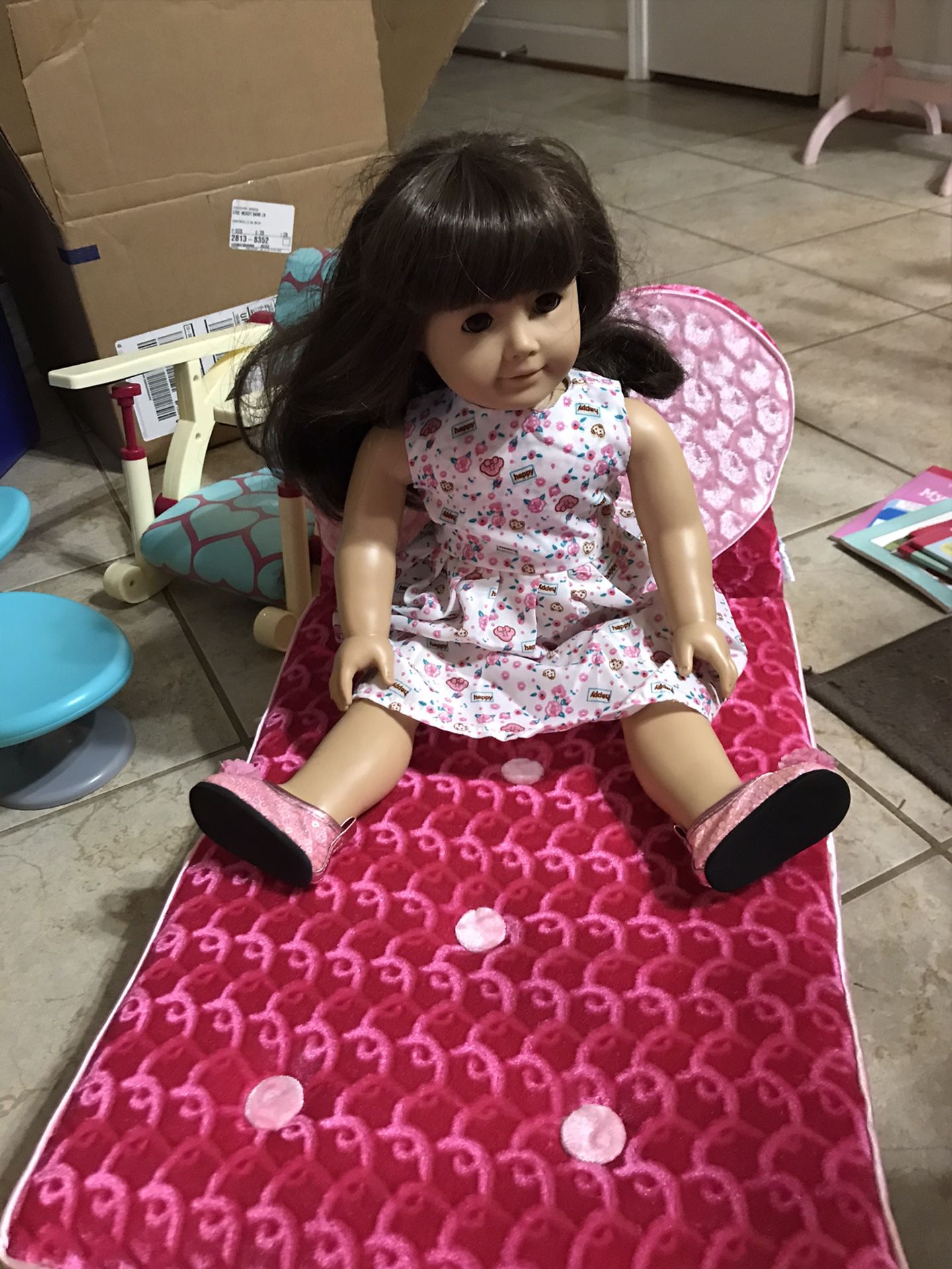 Pretty! In Pink Fold up Doll Bed!Great for AG dolls !!!