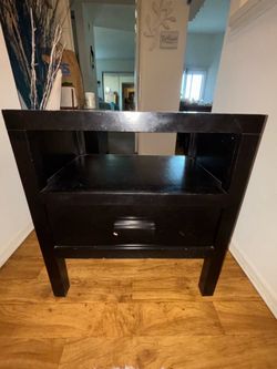 Night stand