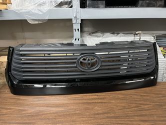 Toyota Tundra Front Grille 2014-2021