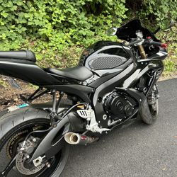 🏍️ Suzuki GSXR 600 – 2008 🖤