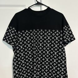 Loui Vuitton T-Shirt