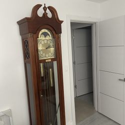 Grandfather Clock 