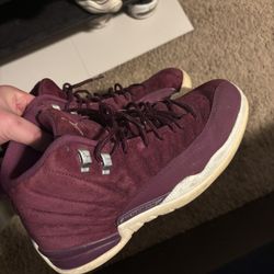 Jordan 12 Bordeaux 