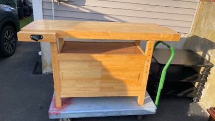 White Gate Heavy Duty Woodworking Bench