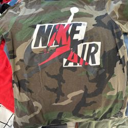 Boys Shirts Size Small (8)