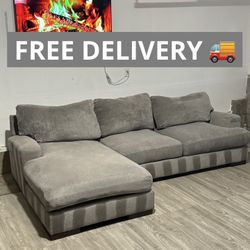 Gray Sectional Couch 🛋️- FREE DELIVERY 🚚 