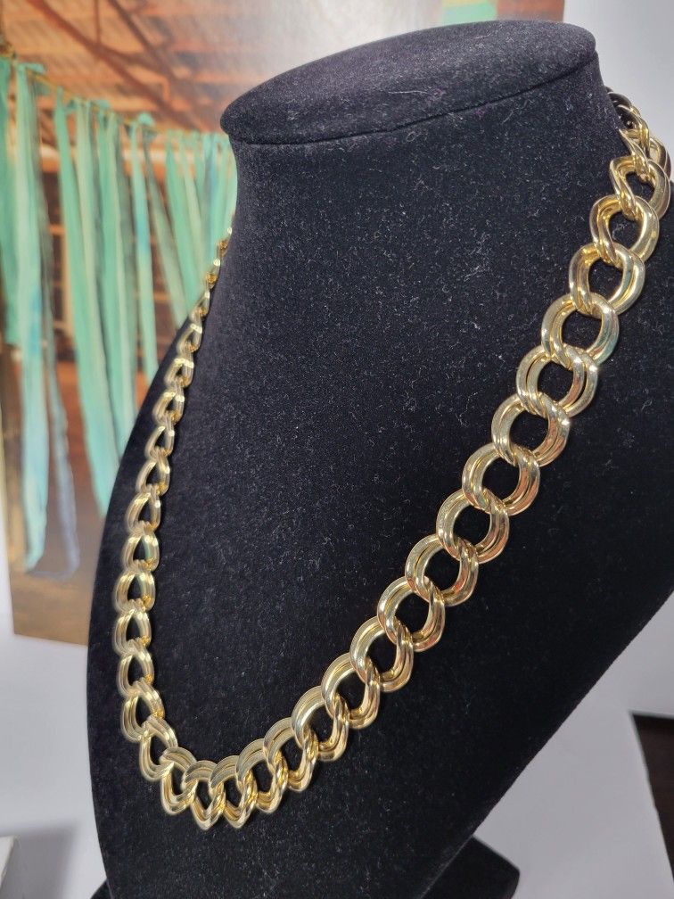 14K GOLD PLATED, DOUBLE LINK CHAIN, 9"INCHES LONG, SOLID CHAIN, BEAUTIFUL STYLE, LINE NEW. #1122