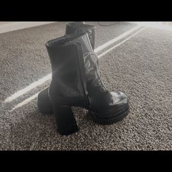 Black Boots
