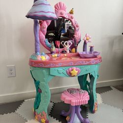 Disney Little Mermaid Kids Vanity