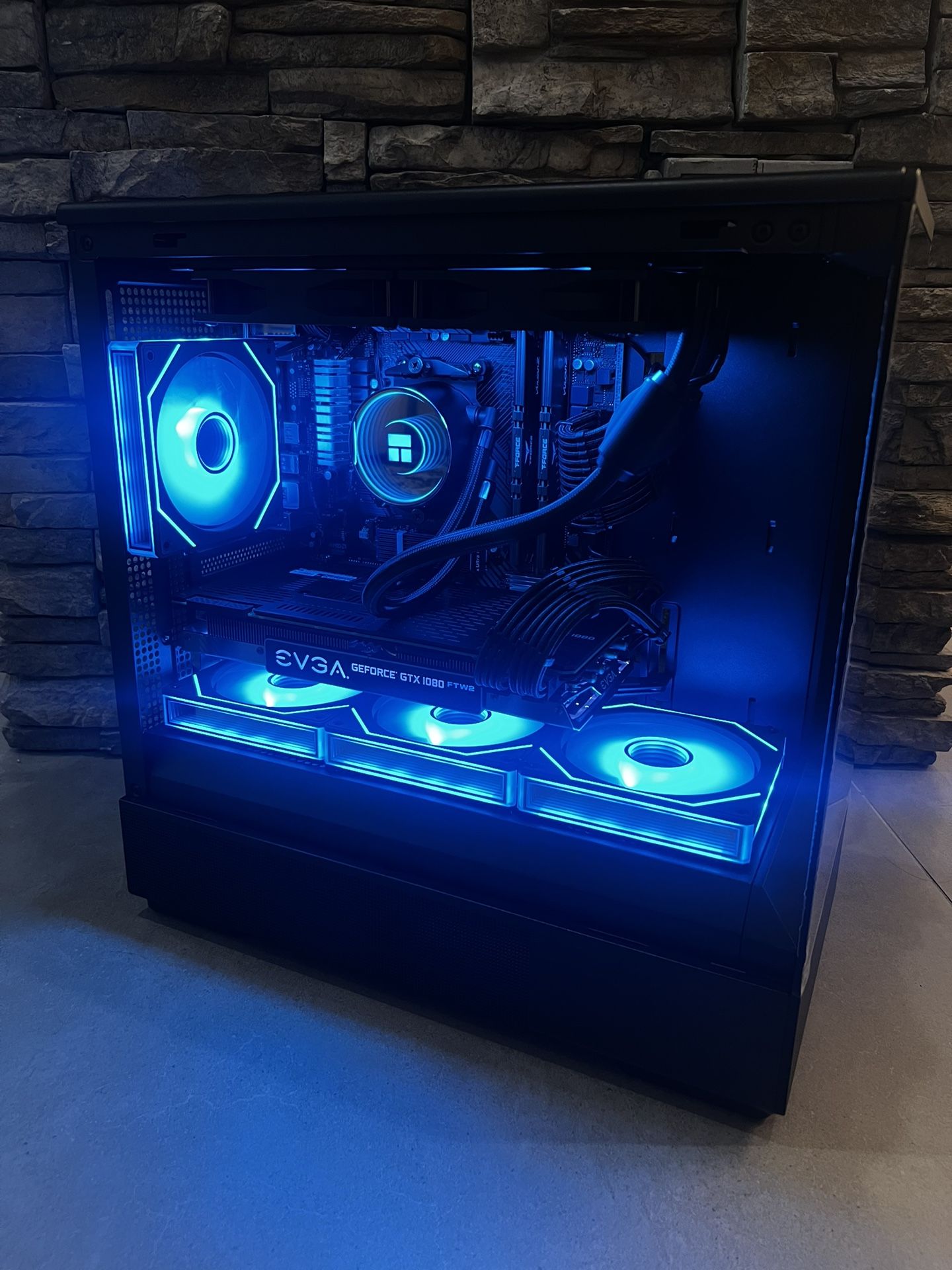 Gaming PC – GTX 1080 | Ryzen 5 | 16GB RAM | 1TB SSD | Ready to Play