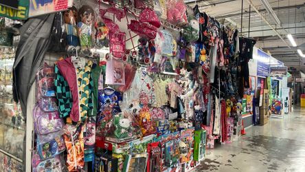 Toys store for selling