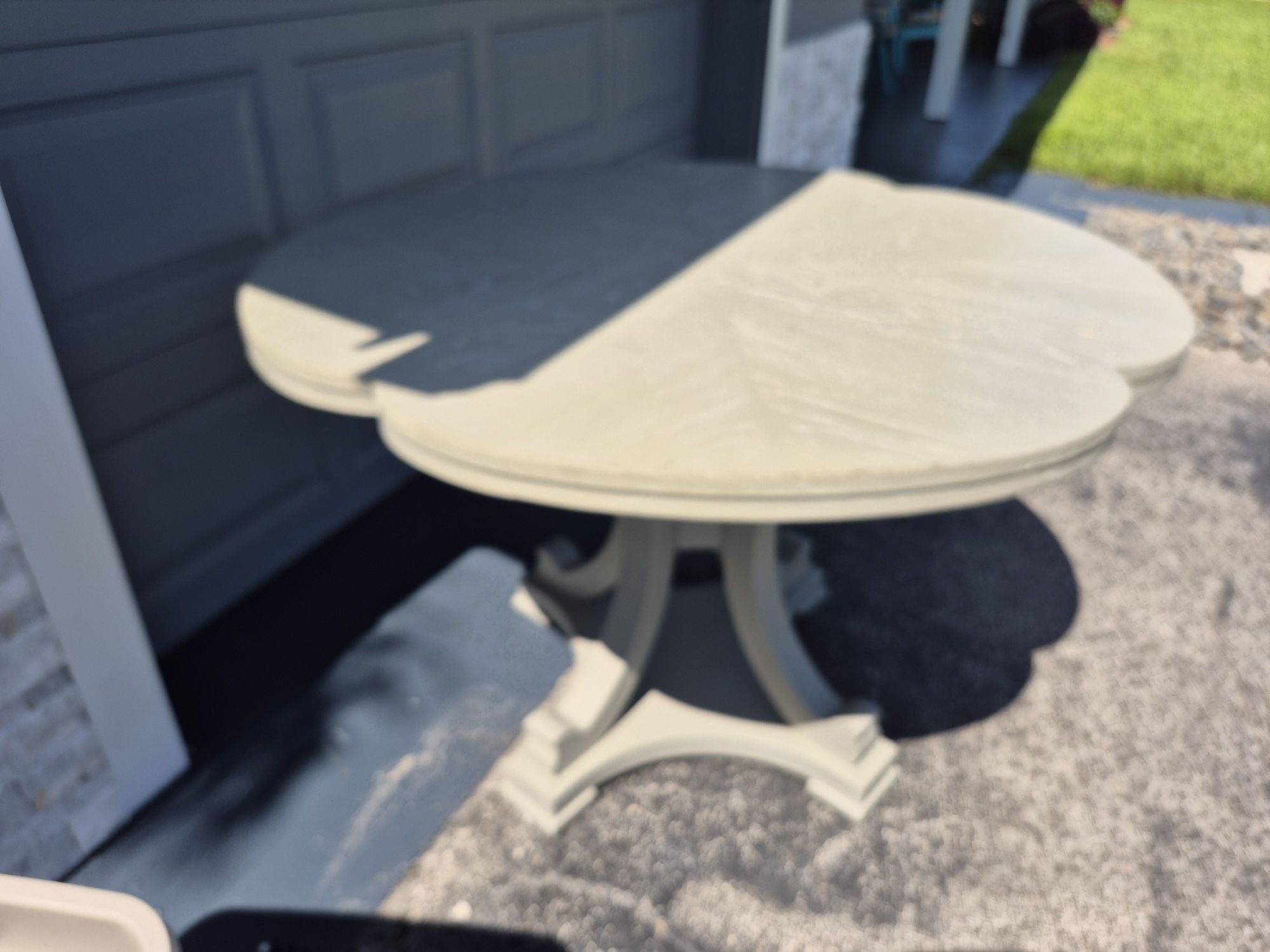 Dining Room Table