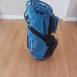 Golf Bag Like New 130$ Read Below