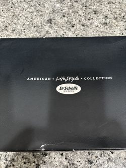 Women’s athletic shoes