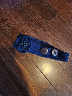Womens blue knitted headband