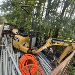 2015 Excavator Digger