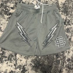 EE Shorts 