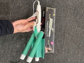 Brand New 3 Barrel Curling Iron Wand 1 Inch Ceramic Tourmaline Triple Barrels Adjustable Temperature Hair Crimper