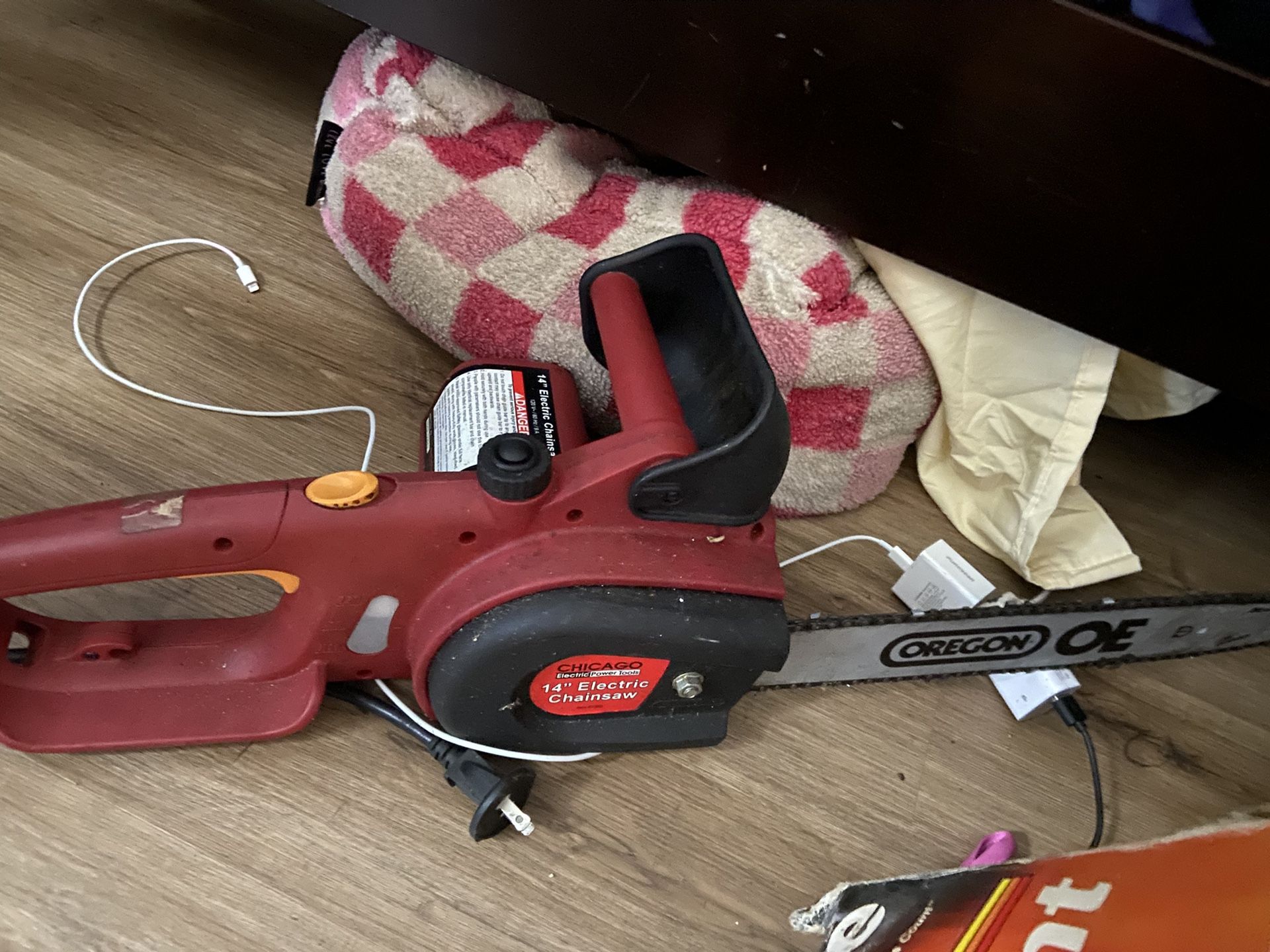 Chicago 14” Chainsaw