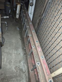 28 ft fiberglass extension ladder