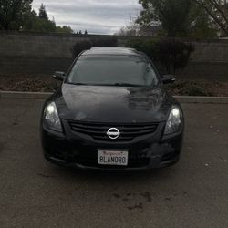 Nissan Altima 2.5s Sedan 