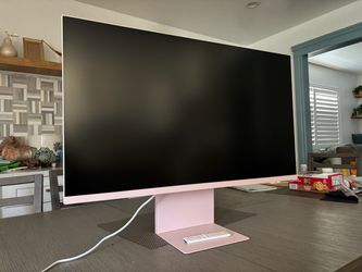 32 Inch Samsung Smart Monitor M8 M80F with 4k display