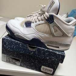 Jordan 4 Midnight Navy