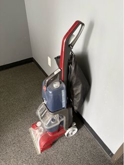 Carpet cleaner
