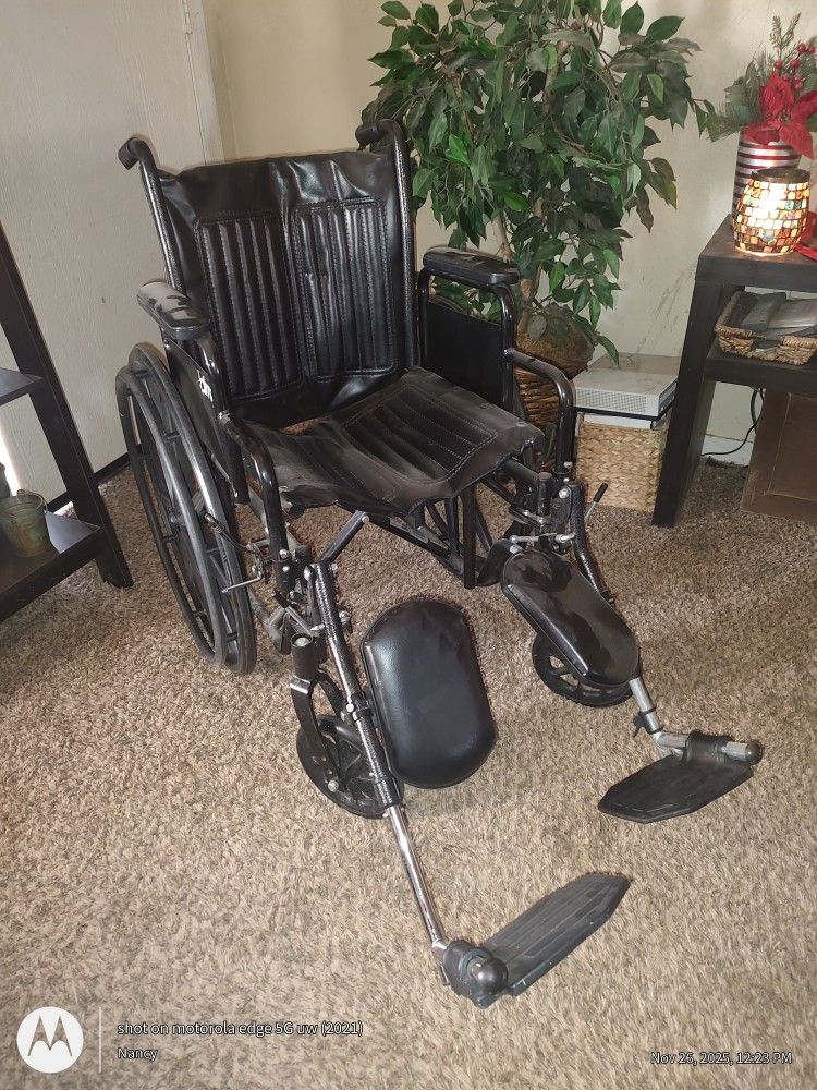 Wheelchair 