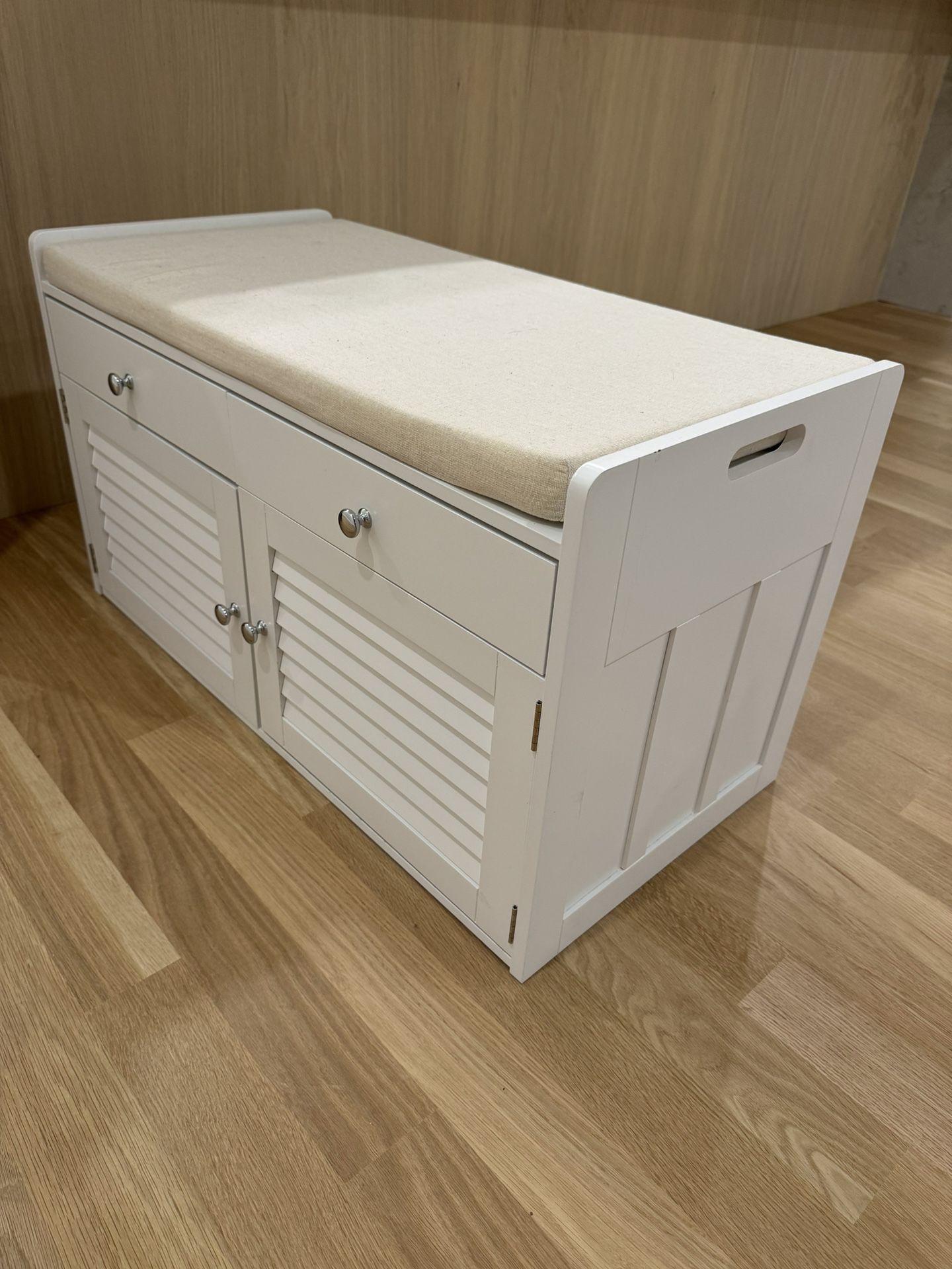 Entryway Bench Storage - Shoes And Drawers