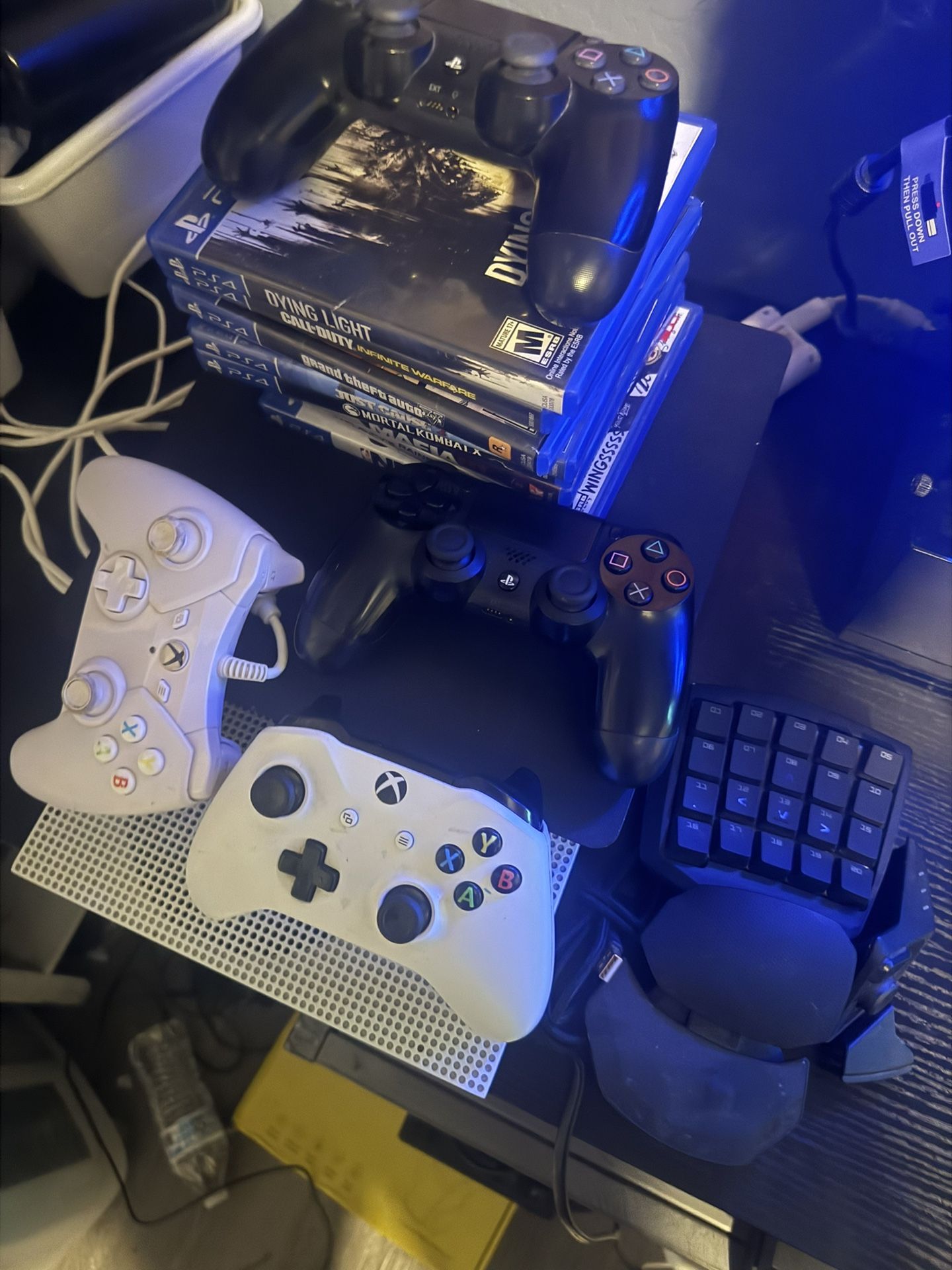 Xbox One S With PS4 Slim Bundle (Read Desciption)