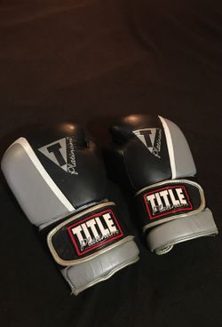 Title boxing gloves