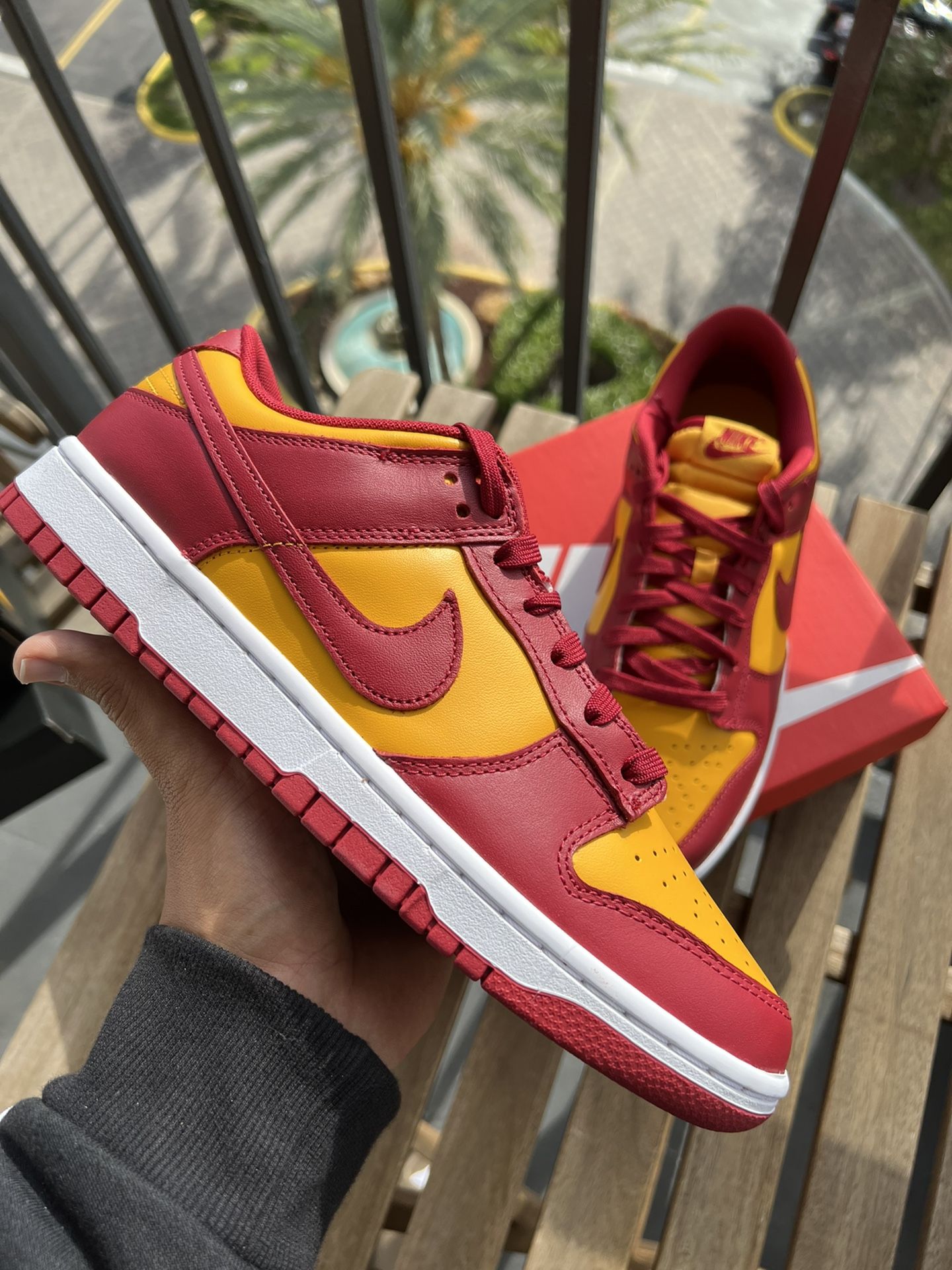 Nike Dunk Low Midas Gold Size 9.5