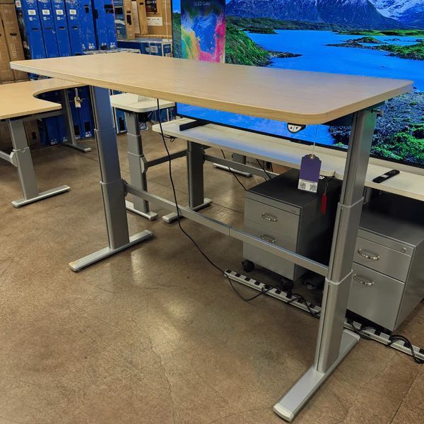 Steelcase Height Adjustable Standing Desk 70"x29" β Dual Motor Electric Sit-to-Stand Desk