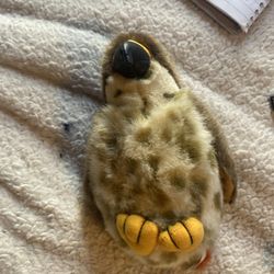 VTG 2003 K & M International Audubon Red Tailed Hawk Bird Plush 8” No Sound