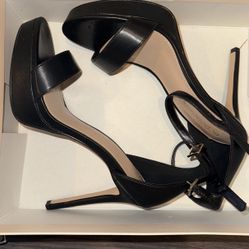 Black Heels Size 7