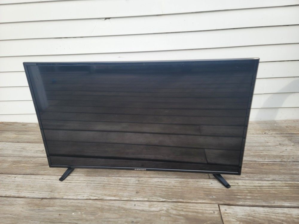 Element 40" TV - Smart TV - No Remote