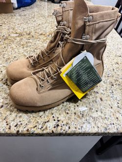 Tan Military Combat Boots with Tags Size 11
